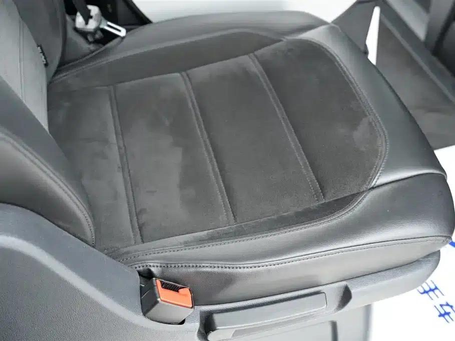 Multivan 2018 2.0TSI 2WD Luxury 7-Seater — миниатюра 26