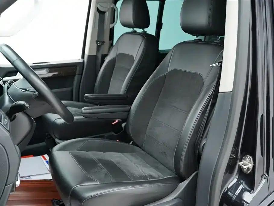 Multivan 2018 2.0TSI 2WD Luxury 7-Seater — миниатюра 9