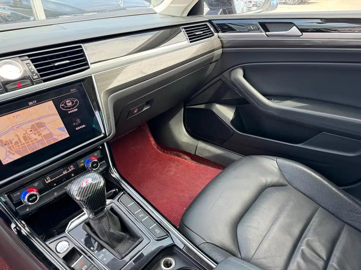 Phideon 2018 Facelift 380TSI 2WD Business Edition — миниатюра 11