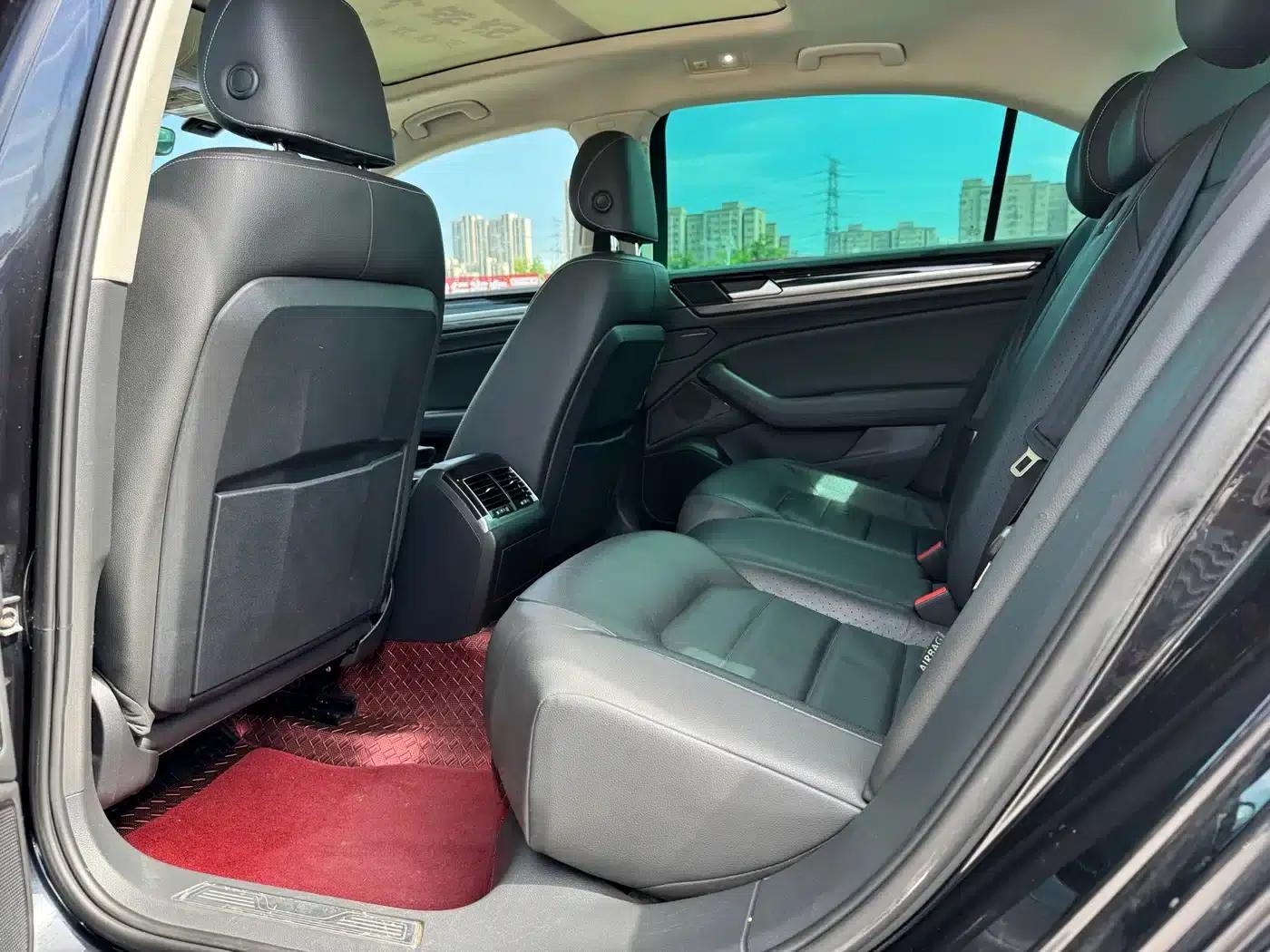 Phideon 2018 Facelift 380TSI 2WD Business Edition — миниатюра 13