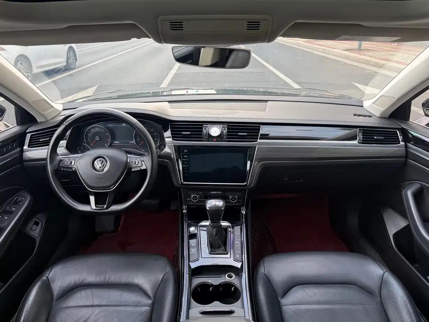 Phideon 2018 Facelift 380TSI 2WD Business Edition — миниатюра 5