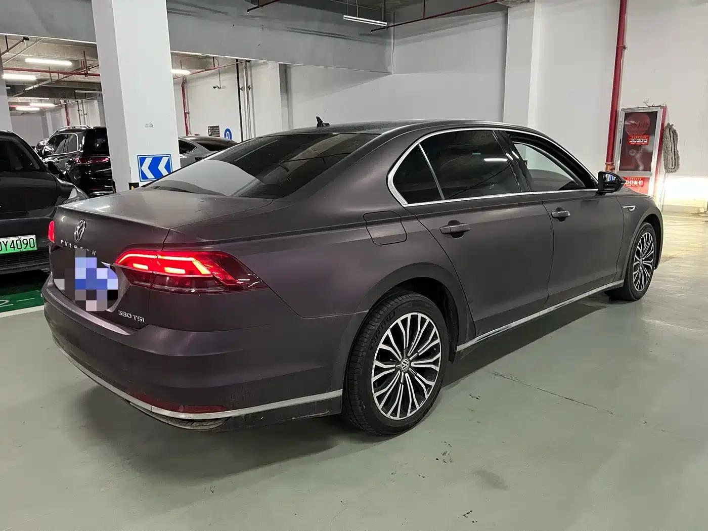 Phideon 2018 380TSI 2WD Business Edition — миниатюра 2
