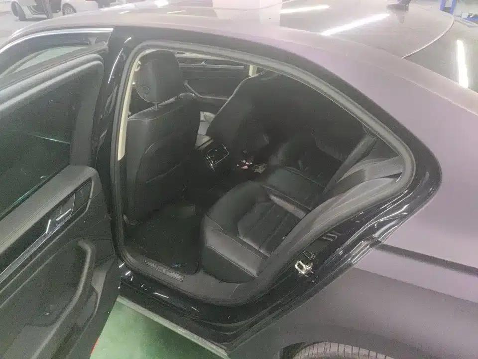 Phideon 2018 380TSI 2WD Business Edition — миниатюра 6