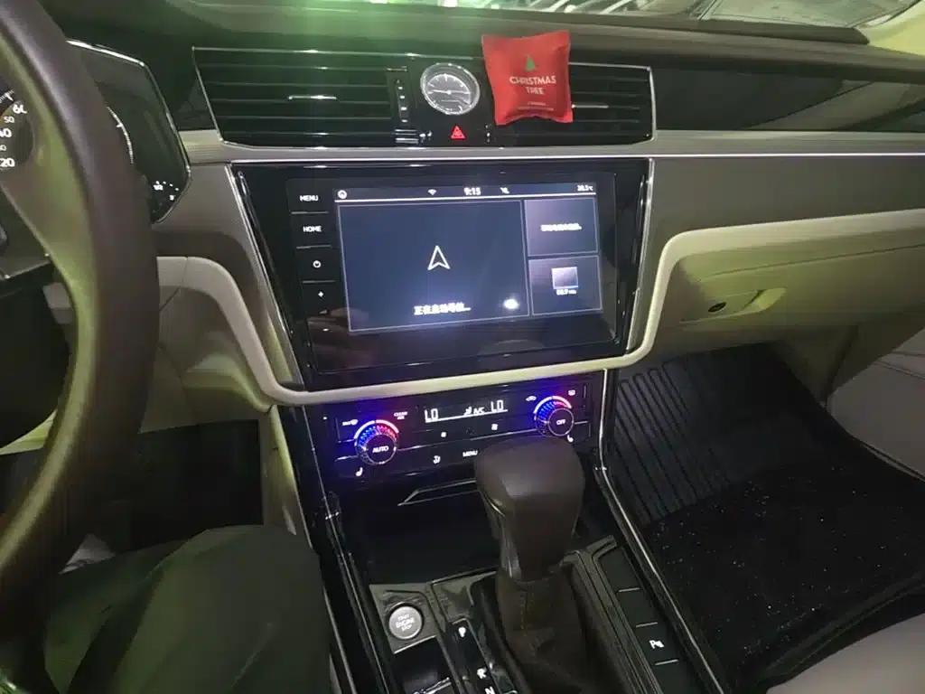 Phideon 2021 380TSI Luxury Edition — миниатюра 13