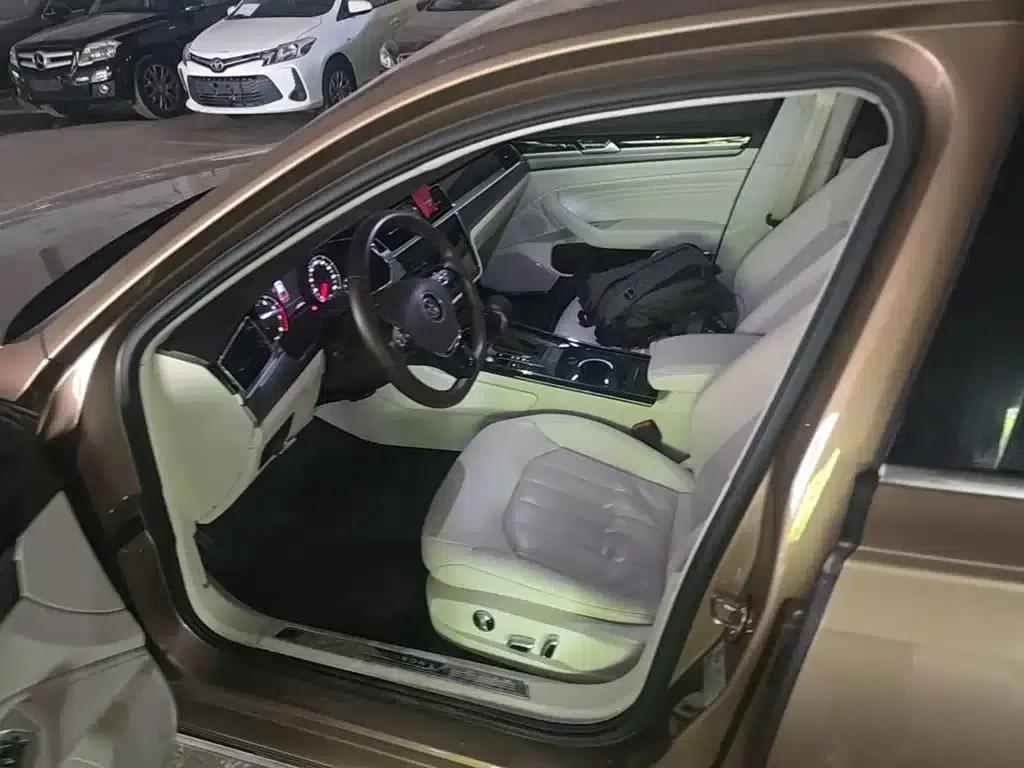 Phideon 2021 380TSI Luxury Edition — миниатюра 15