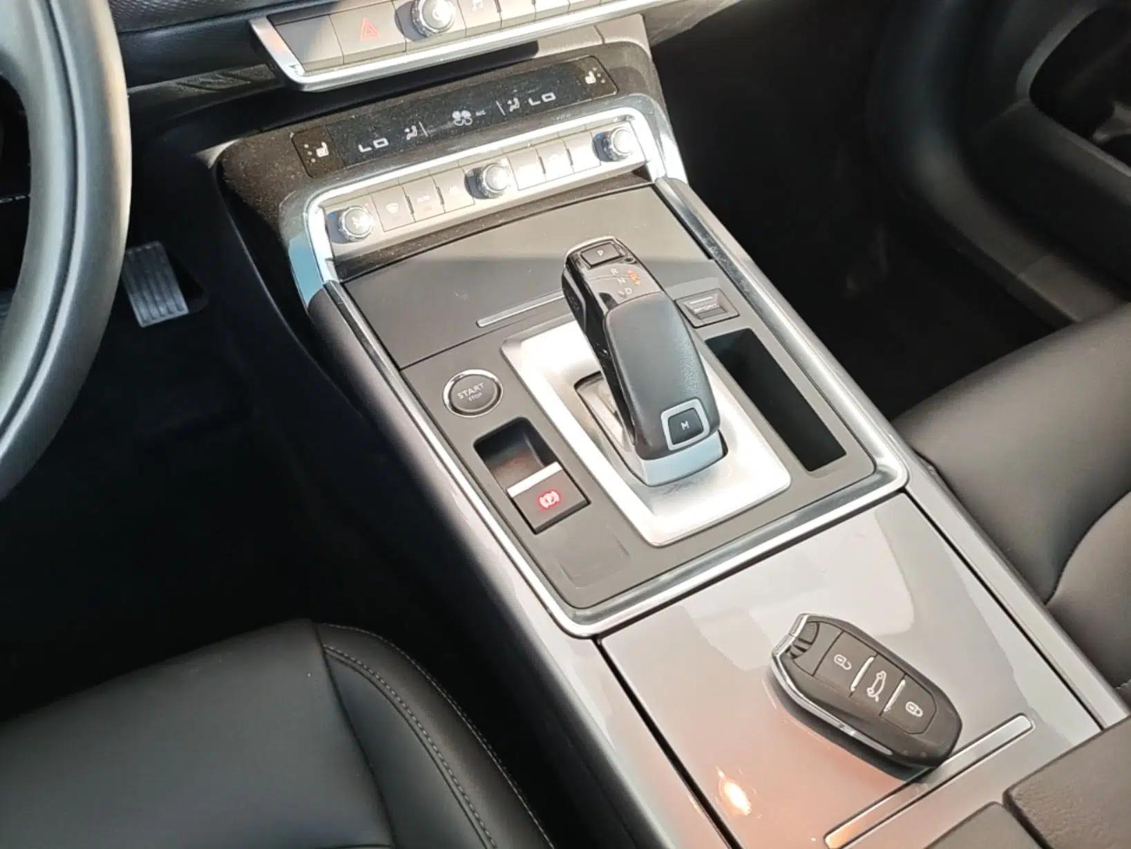 Citroen C6 2021 400THP Comfort Edition — миниатюра 16