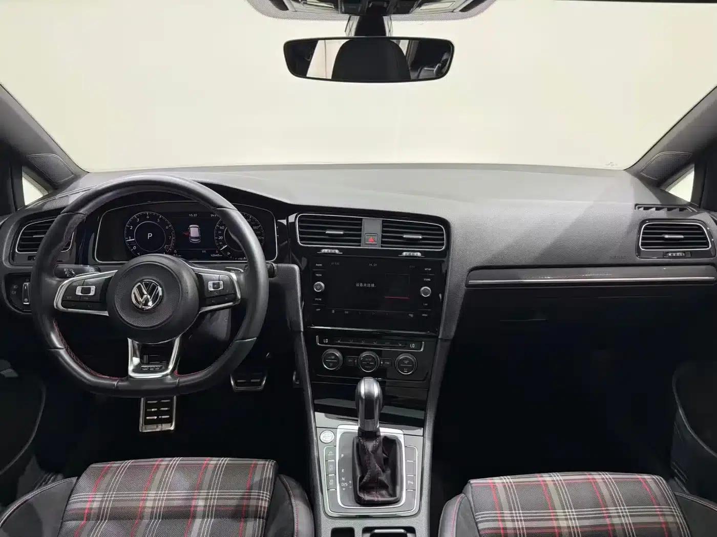 2018 Golf GTI 2.0TSI GTI — миниатюра 9