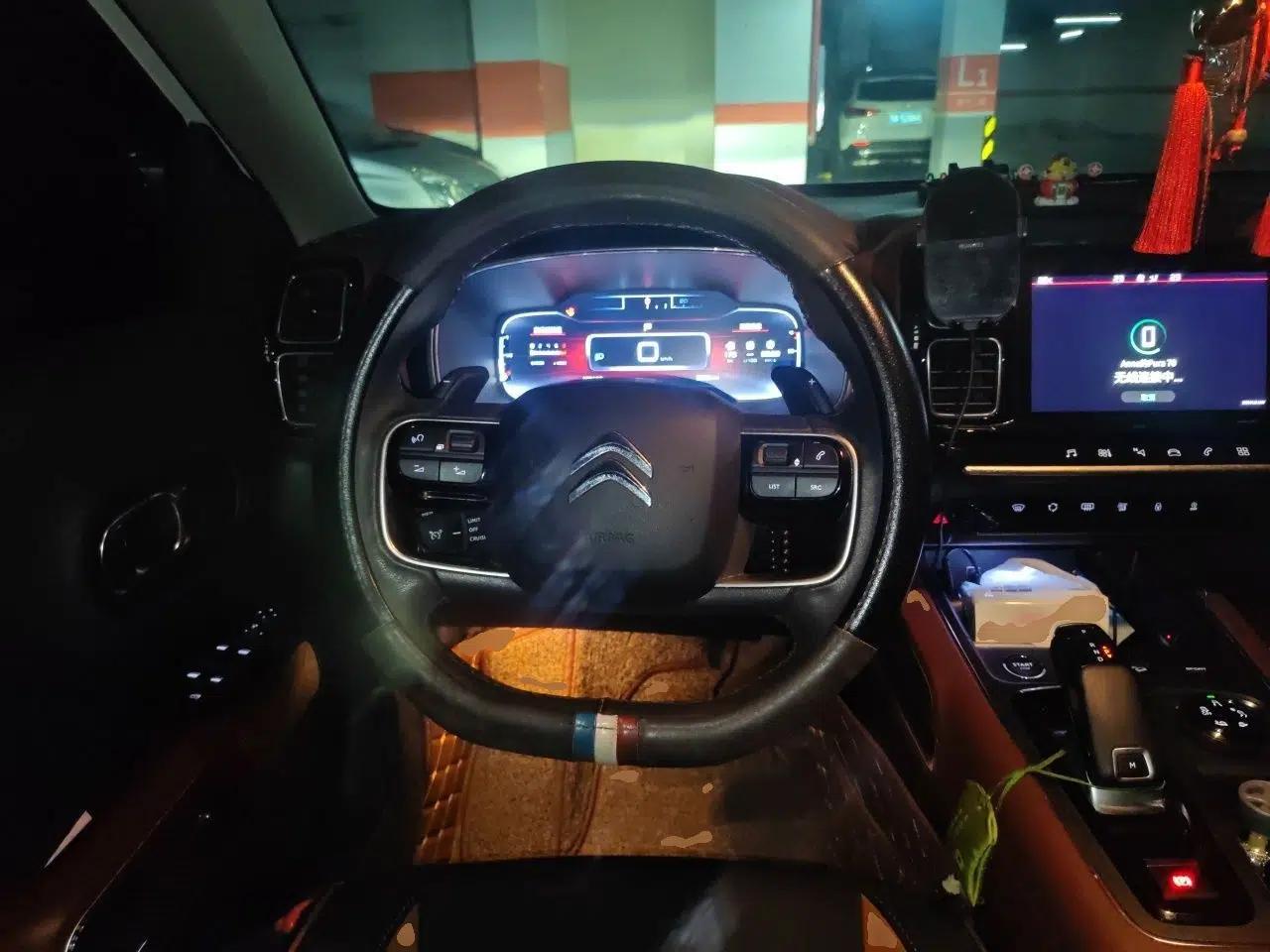 Citroen C5 AIRCROSS 2020 400THP Premium Edition — миниатюра 10