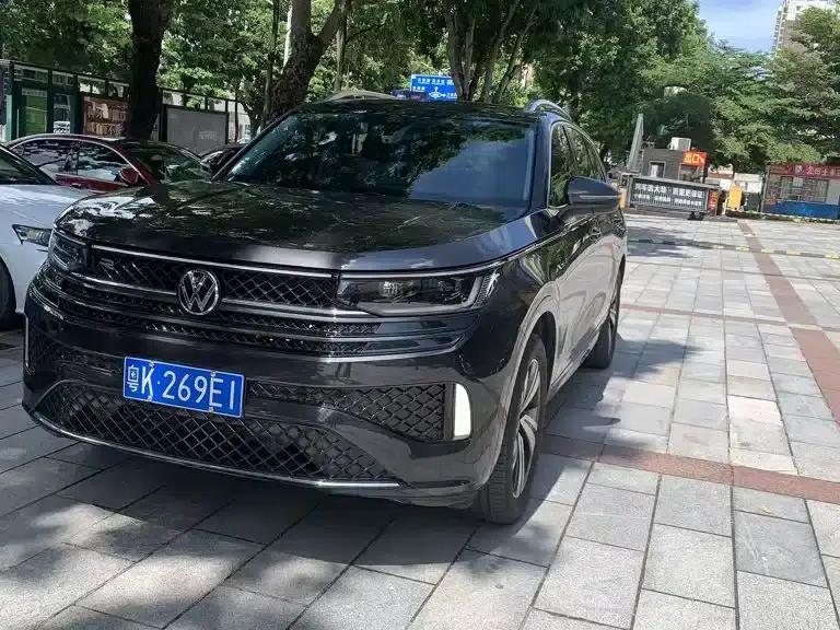 2024 Range Rover 380TSI AWD R-Line Cruiser - Special Edition — миниатюра 2