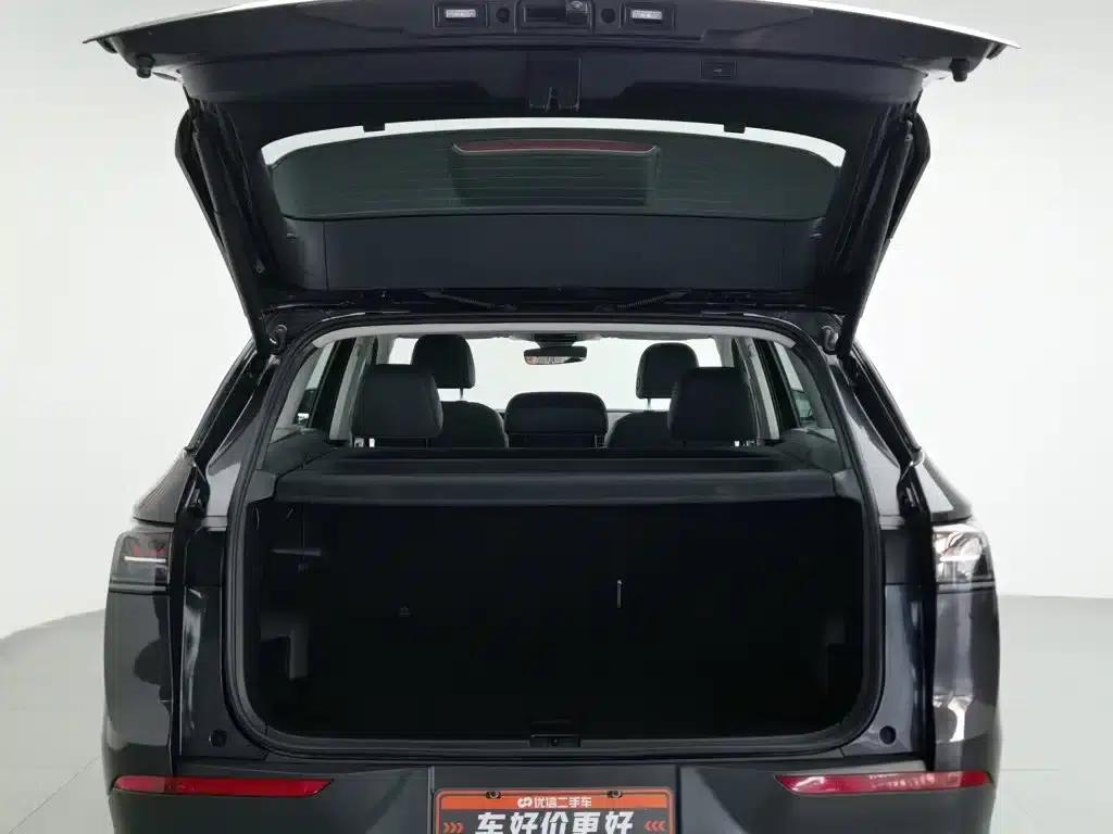 2023 Range Rover 330TSI Luxury Cruiser Edition — миниатюра 16
