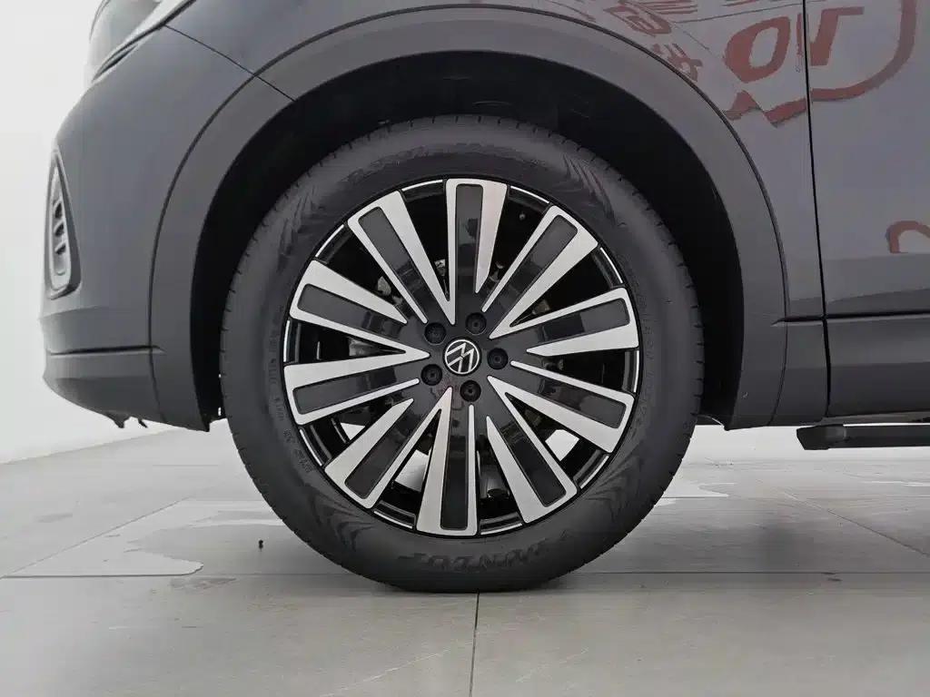 2023 Range Rover 330TSI Luxury Cruiser Edition — миниатюра 17