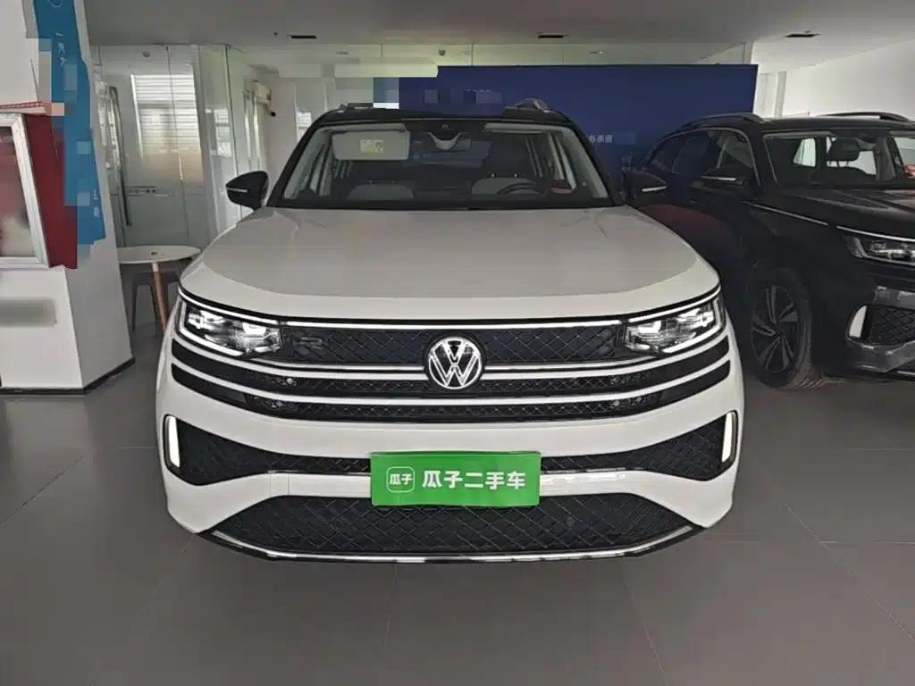 2024 Range Rover 380TSI AWD R-Line Cruiser - Special Edition — миниатюра 3
