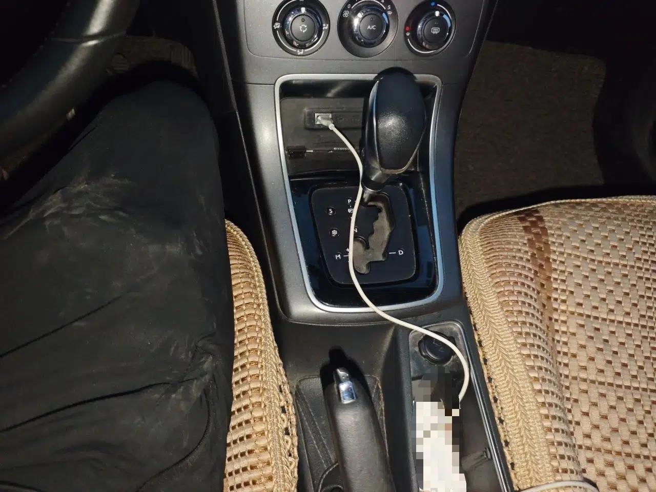 Citroen C4 Sega 2018 1.6L Automatic Luxury Model — миниатюра 13