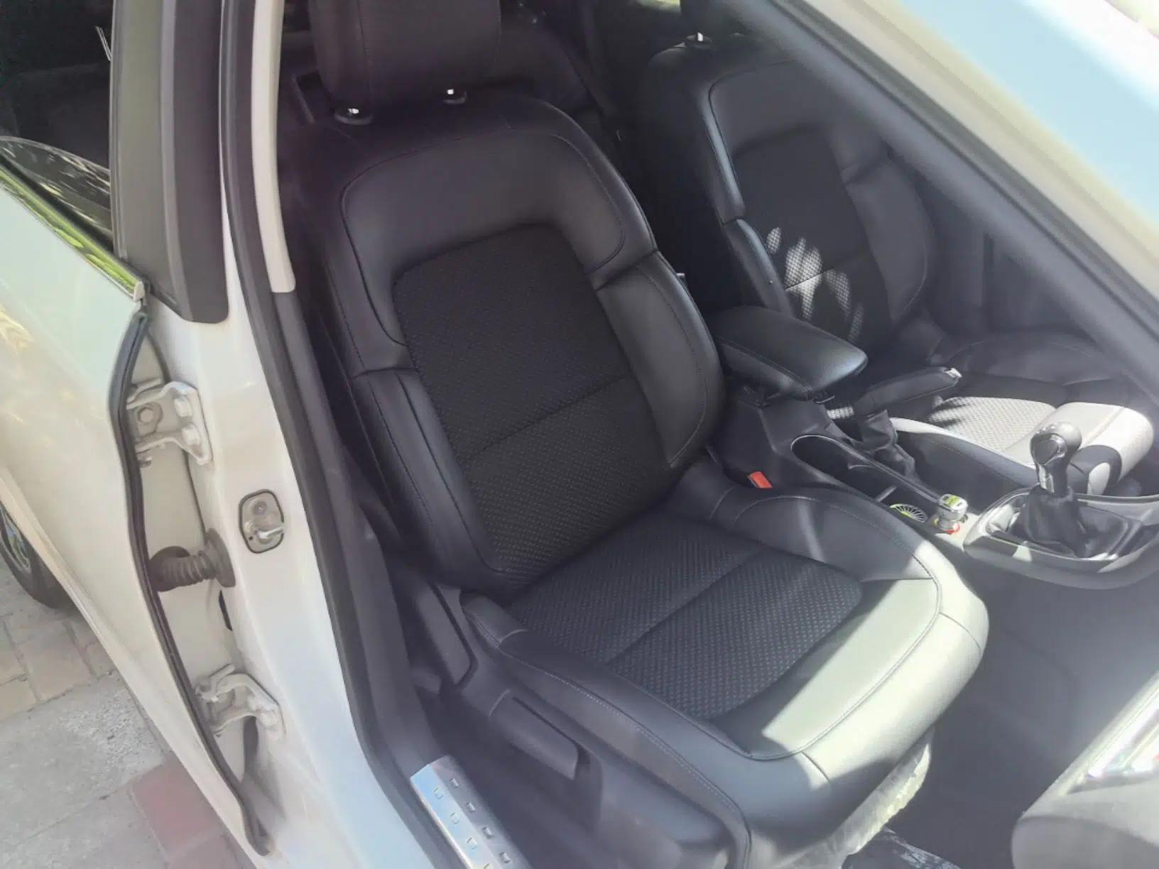 Citroen C4 Sega 2016 1.6L Manual Luxury Model — миниатюра 27