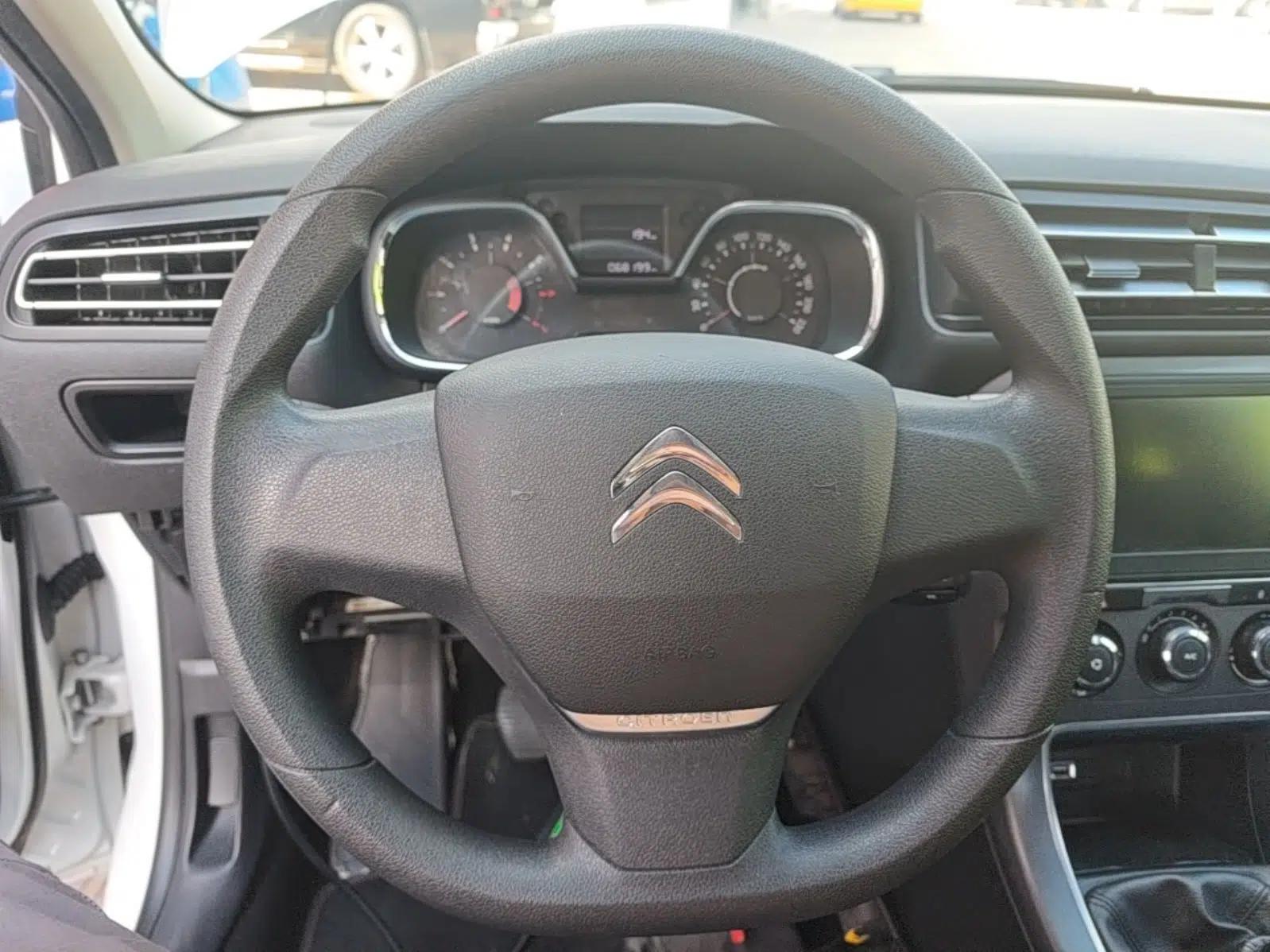 Citroen C4 Sega 2016 1.6L Manual Comfort Model — миниатюра 14