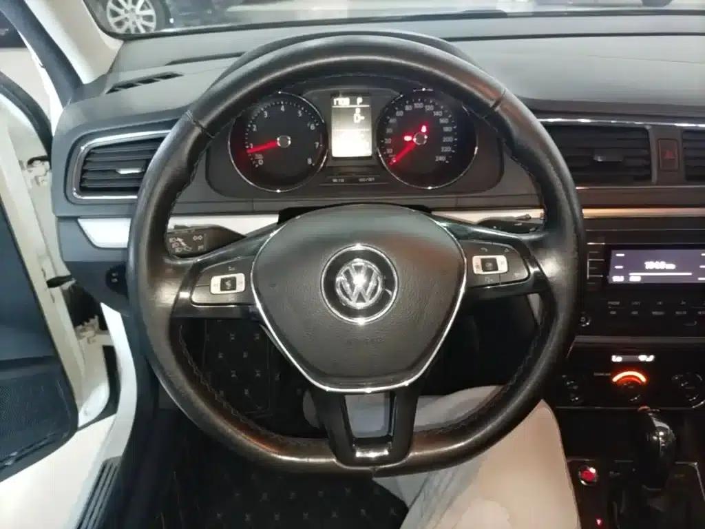 Lavida Gran Turismo 2017 180TSI DSG Comfort Edition — миниатюра 11