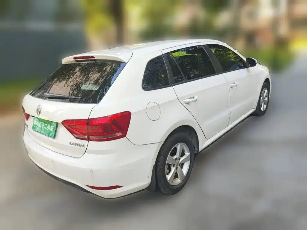 Lavida Gran Turismo 2015 1.6L Automatic Fashion Edition — миниатюра 5