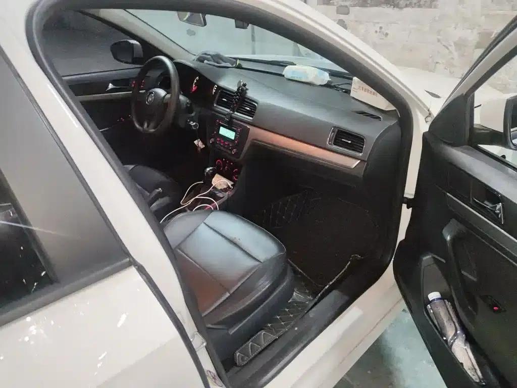 Lavida Gran Turismo 2015 1.6L Automatic Fashion Edition — миниатюра 20