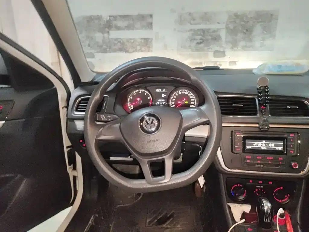 Lavida Gran Turismo 2015 1.6L Automatic Fashion Edition — миниатюра 3