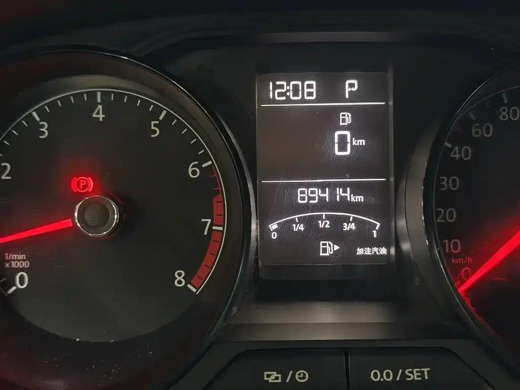 Lavida Gran Turismo 2015 1.6L Automatic Fashion Edition — миниатюра 5