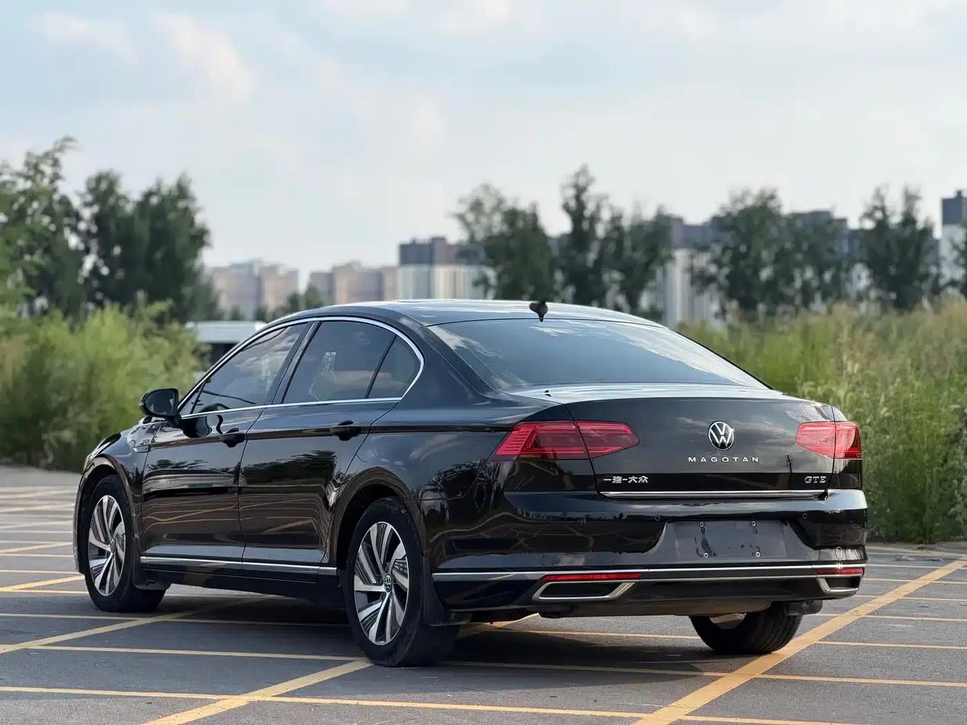 2020 Volkswagen Passat PHEV GTE Luxury Edition — миниатюра 7
