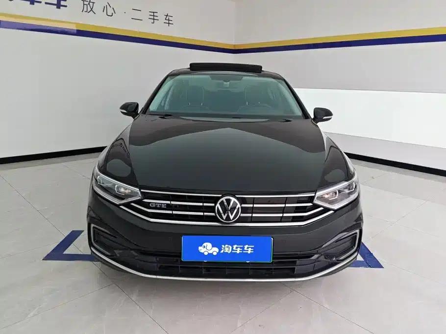 2022 Volkswagen Passat PHEV GTE Luxury Edition — миниатюра 2