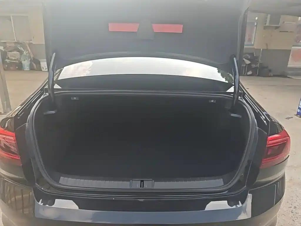 2020 Volkswagen Passat PHEV GTE Luxury Edition — миниатюра 19