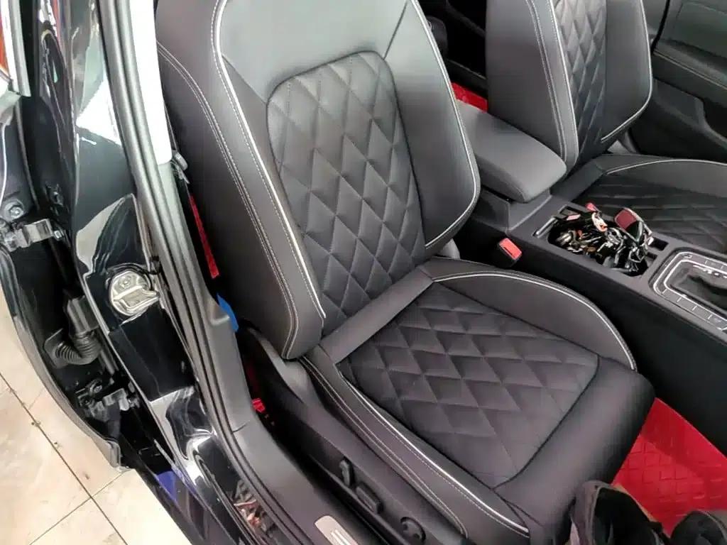 2022 Volkswagen Passat PHEV GTE Luxury Edition — миниатюра 25