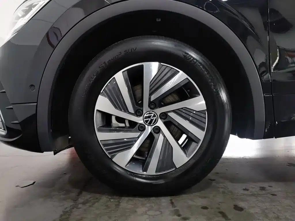 Tiguan L Plug-in Hybrid 2023 430PHEV Plug-in Hybrid Flagship Edition — миниатюра 17