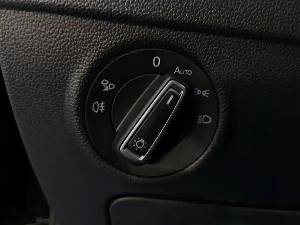 Tiguan L Plug-in Hybrid 2023 430PHEV Plug-in Hybrid Flagship Edition — миниатюра 21