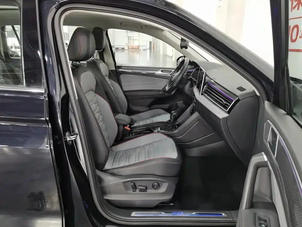 Tiguan L Plug-in Hybrid 2023 430PHEV Plug-in Hybrid Flagship Edition — миниатюра 23