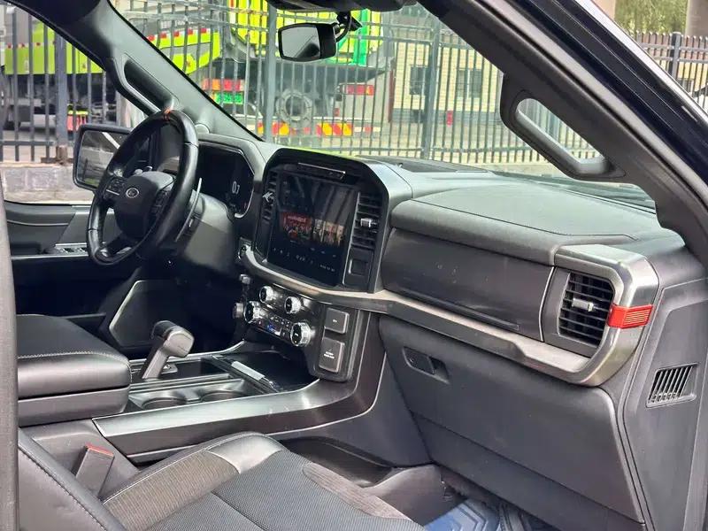 2022 Ford F-150 Raptor EcoBoost 3.5T V6 — миниатюра 10