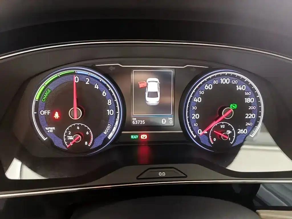 2019 Volkswagen Passat Plug-in Hybrid 430PHEV Hybrid Luxury Edition — миниатюра 12