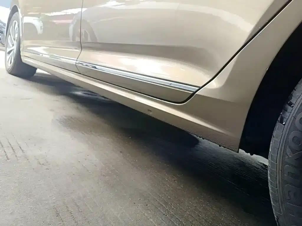 2019 Volkswagen Passat Plug-in Hybrid 430PHEV Hybrid Luxury Edition — миниатюра 22