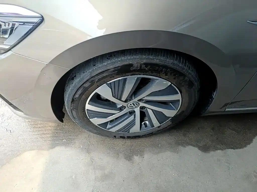 2019 Volkswagen Passat Plug-in Hybrid 430PHEV Hybrid Luxury Edition — миниатюра 23