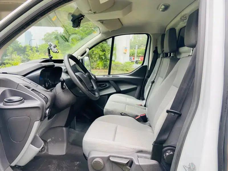 Ford Transit 2019 2.0T Diesel Van, 3-seater, Central Axle, Central Roof, National VI Emission Standard — миниатюра 13
