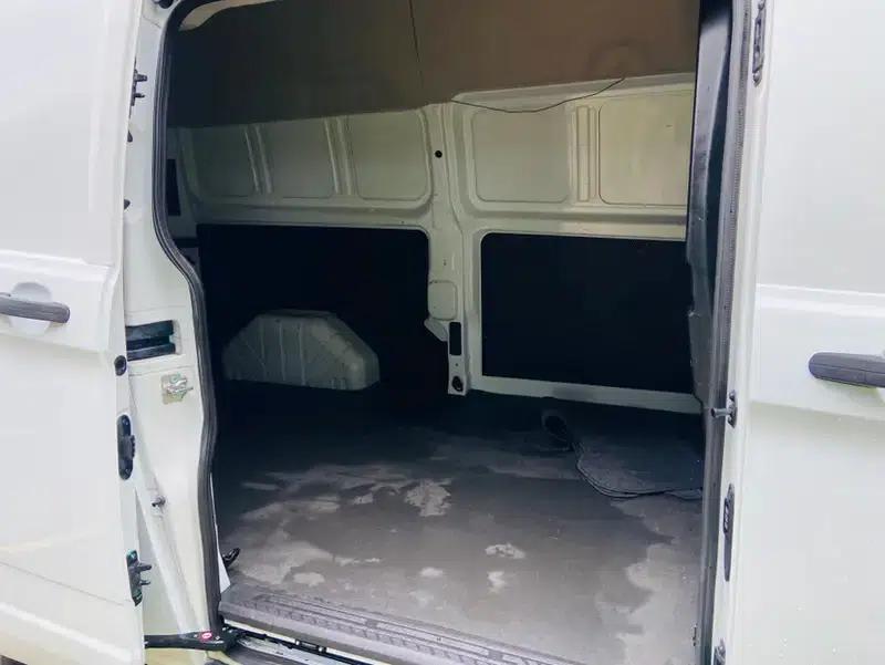 Ford Transit 2019 2.0T Diesel Van, 3-seater, Central Axle, Central Roof, National VI Emission Standard — миниатюра 14