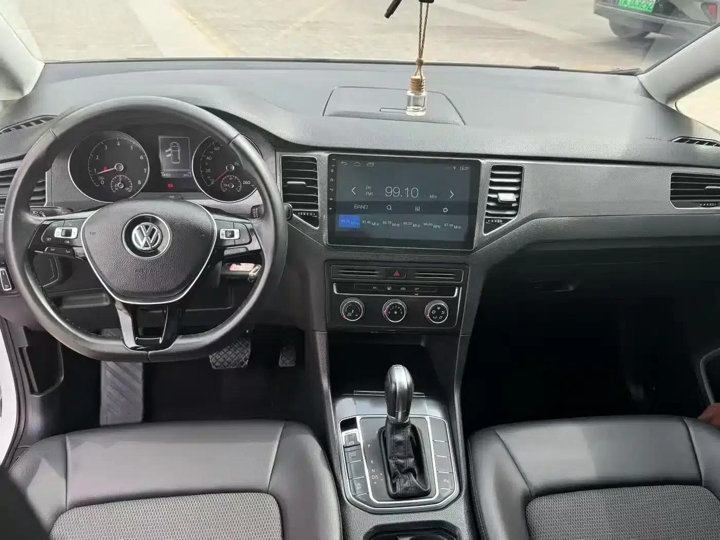 Golf Sportsvan 2018 230TSI Automatic Entry-Level — миниатюра 5