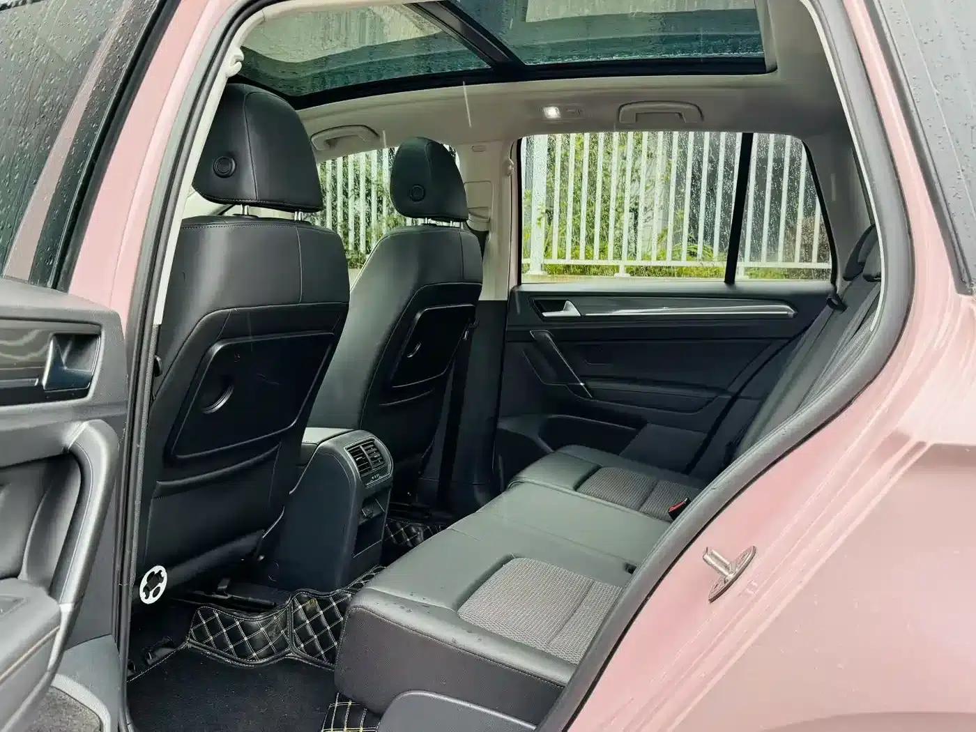 Golf Sportsvan 2018 230TSI Automatic Entry-Level — миниатюра 6