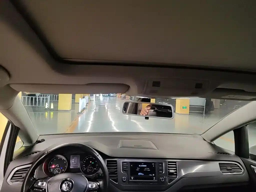 Golf Sportsvan 2016 230TSI Automatic Entry-Level Model — миниатюра 18