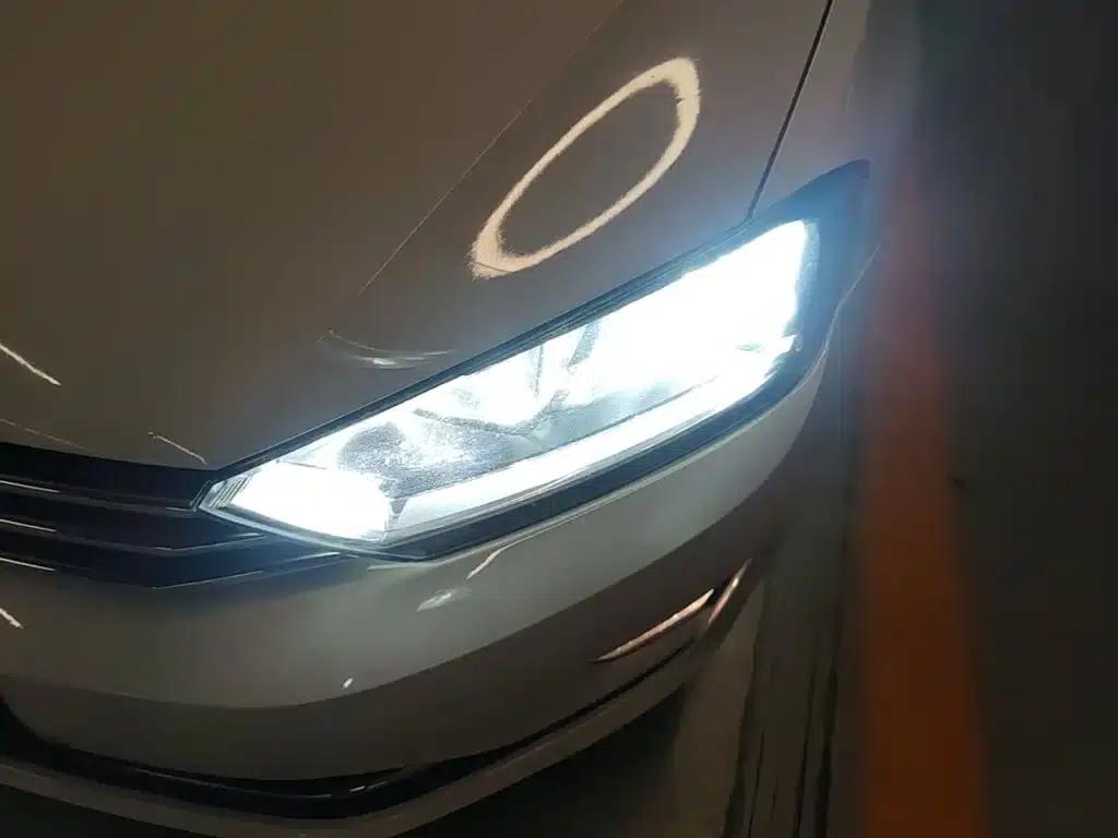 Golf Sportsvan 2016 230TSI Automatic Entry-Level Model — миниатюра 24