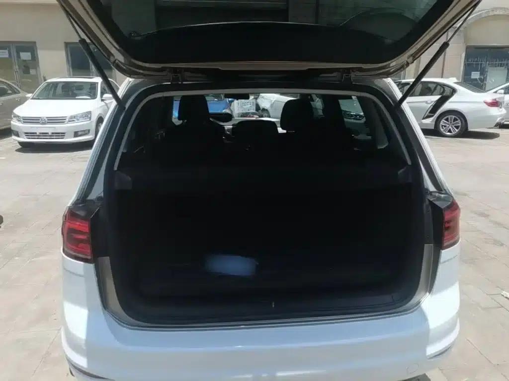 Golf Sportsvan 2016 230TSI Automatic Entry-Level Model — миниатюра 19