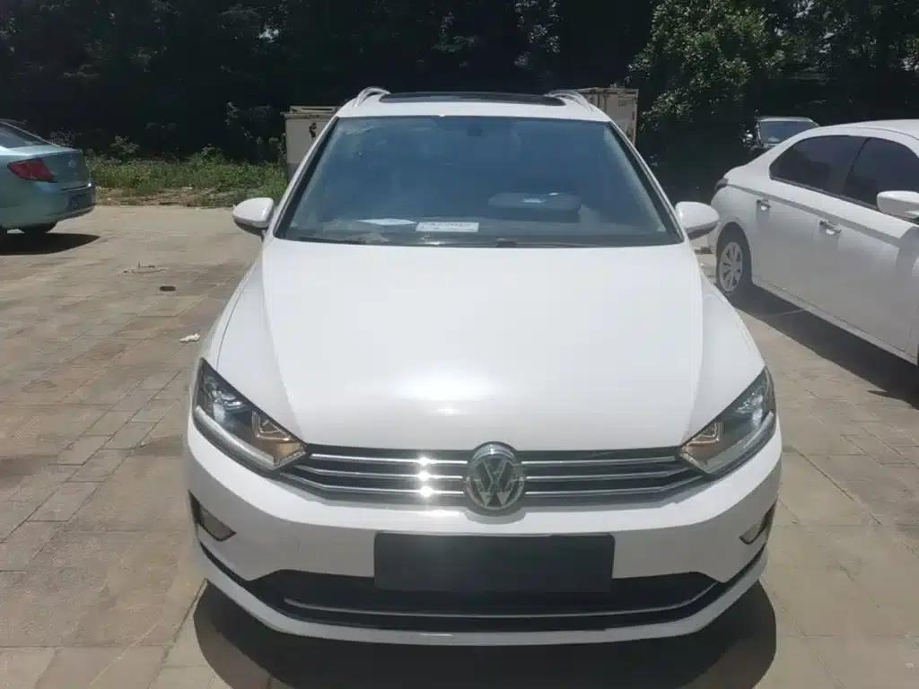 Golf Sportsvan 2016 230TSI Automatic Entry-Level Model — миниатюра 3