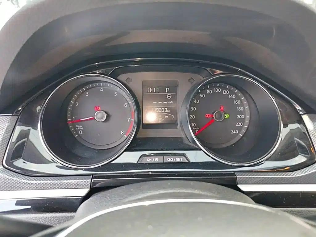 C-TREK 2018 230TSI DSG Comfort Model — миниатюра 12