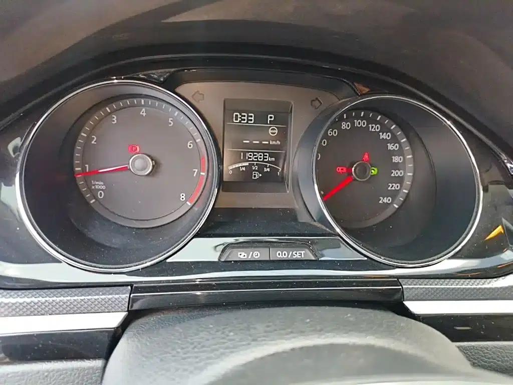 C-TREK 2018 230TSI DSG Comfort Model — миниатюра 13