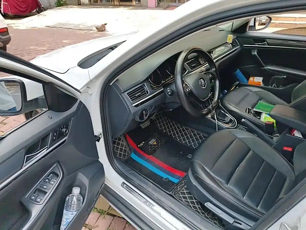 C-TREK 2018 230TSI DSG Comfort Model — миниатюра 17