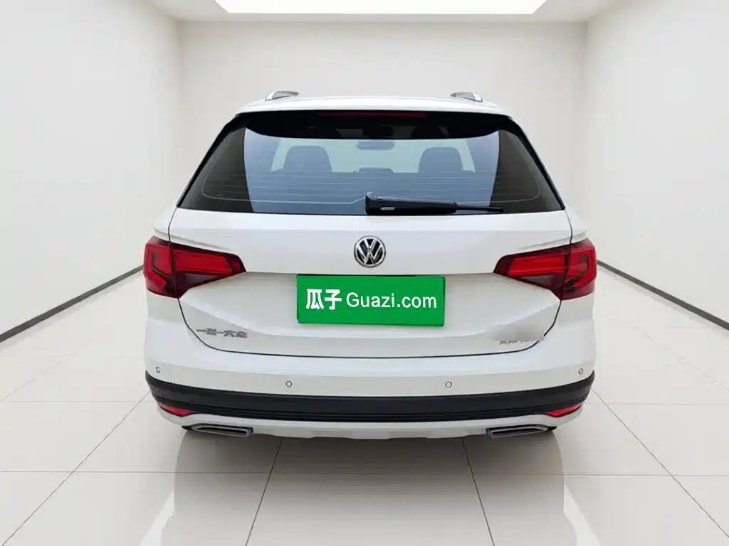 C-TREK 2018 230TSI DSG Comfort Model — миниатюра 5