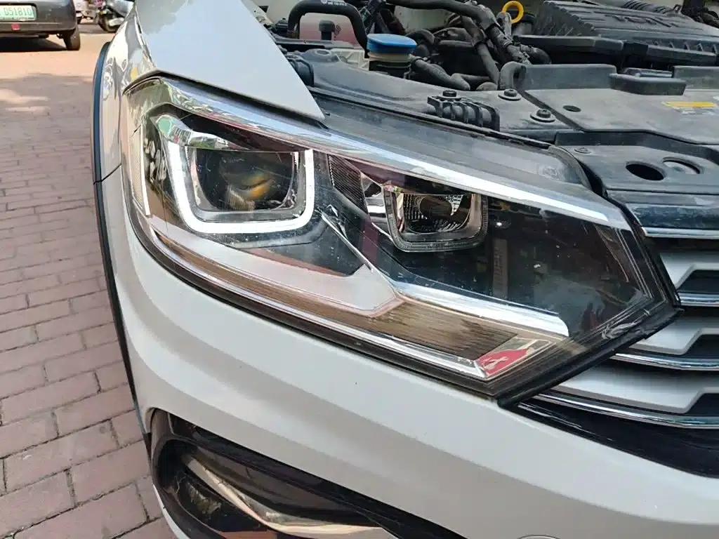 C-TREK 2018 230TSI DSG Comfort Model — миниатюра 7