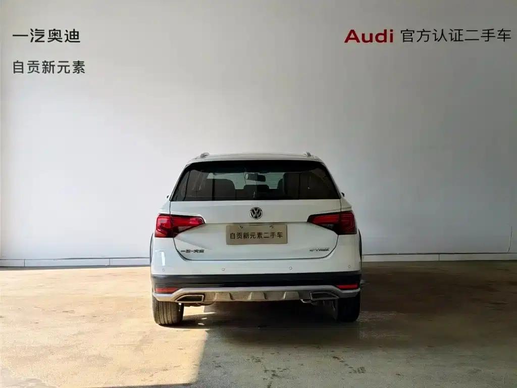 C-TREK 2017 1.6L Automatic Comfort Model — миниатюра 15