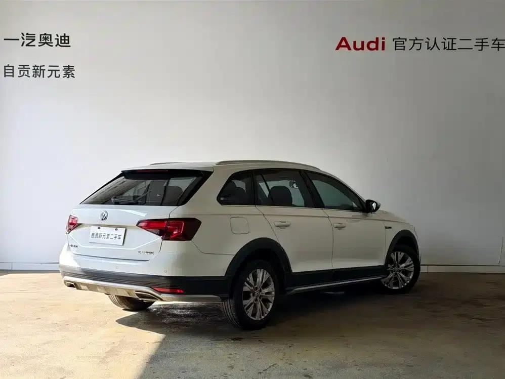C-TREK 2017 1.6L Automatic Comfort Model — миниатюра 3